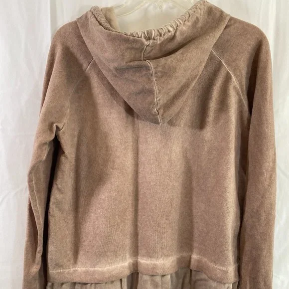 Made in Italy Light Brown Sequined Long Sleeve Hoodie Top NWOT Size Large - Picture 4 of 15